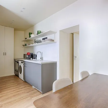 De Charme Au Coeur D'alesia Apartmán *